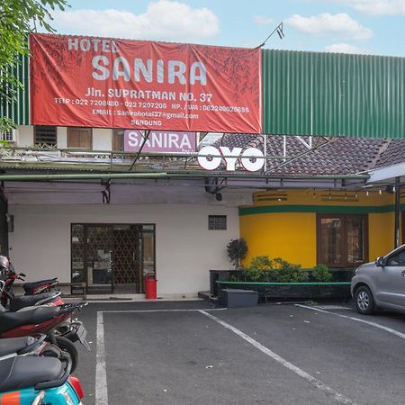 Collection O Hotel Sanira Bandung Kültér fotó